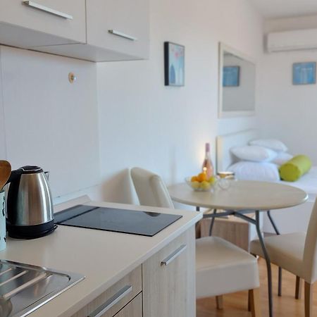 Sea Side Apartments Vodice Dış mekan fotoğraf