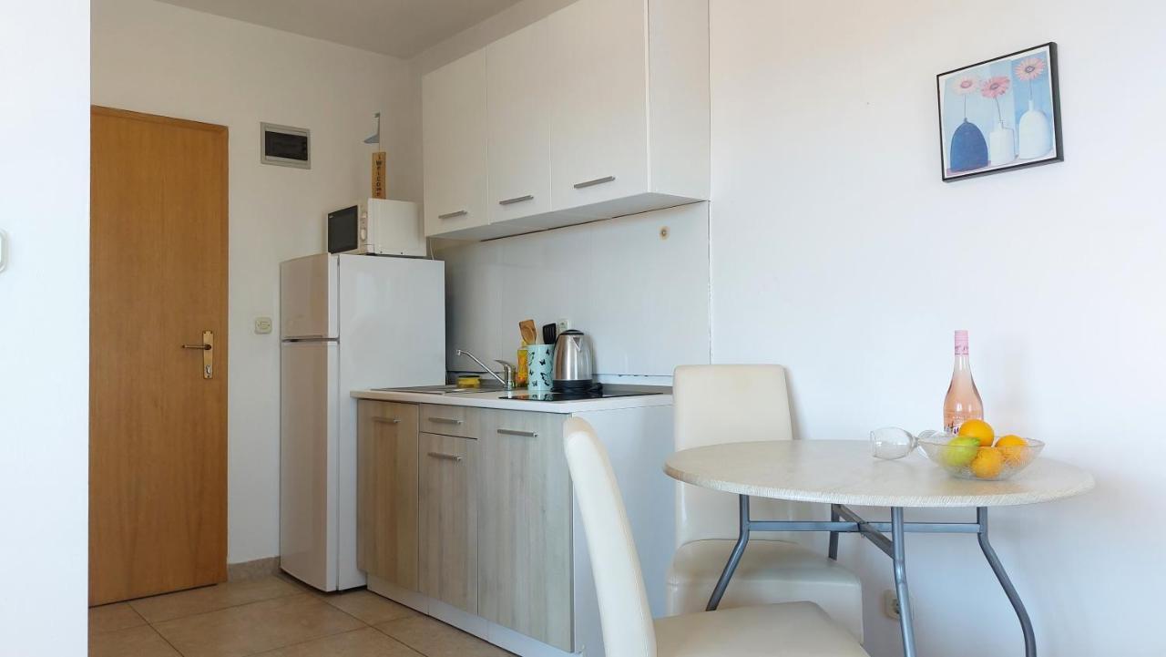 Sea Side Apartments Vodice Dış mekan fotoğraf